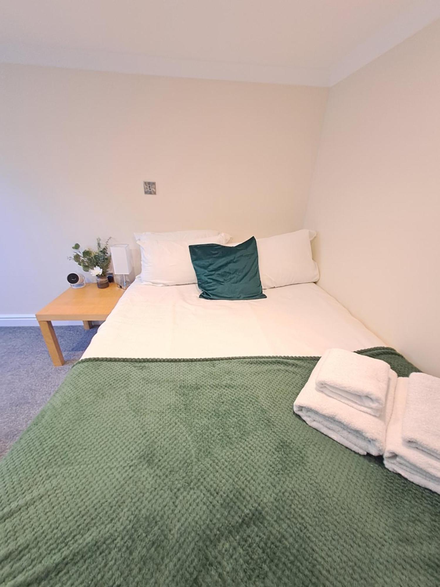 Apartamento Modern Cosy Corner Flat 3 Bed And Loft Sleep 7 People Londres Exterior foto